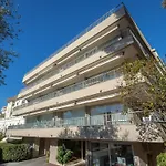 Apartman Climatise Proche Et Commerces Avec Balcon, Wi-fi Et Parking - Fr-1-466a-16